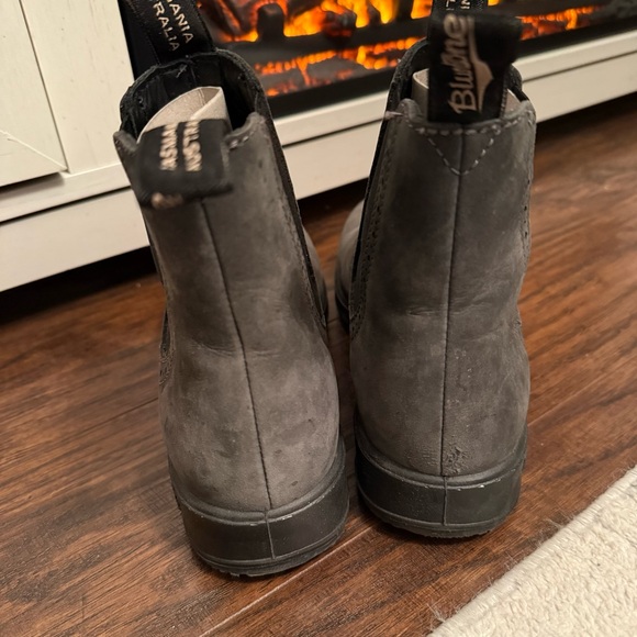 Blundstone Rustic Black High Top Boots - Picture 9 of 16